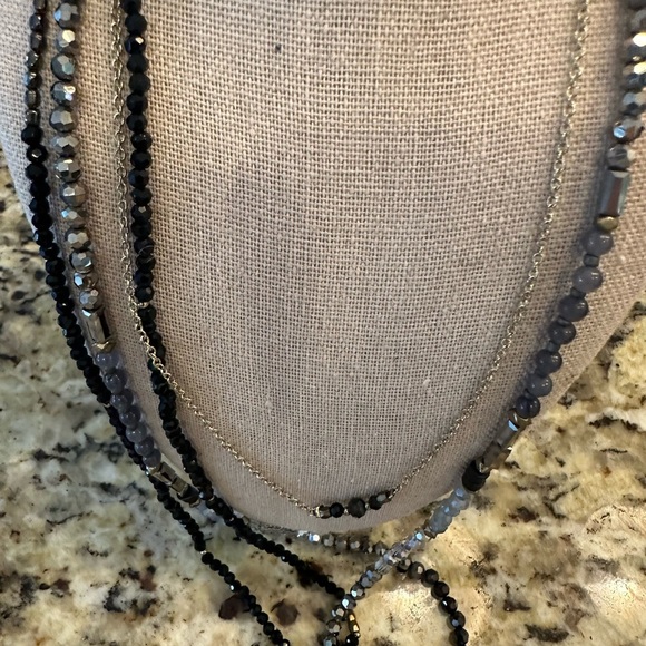 Long Necklace Beaded Black Grey - Picture 2 of 4